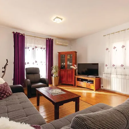 2 Bedroom Lovely In Apartmán